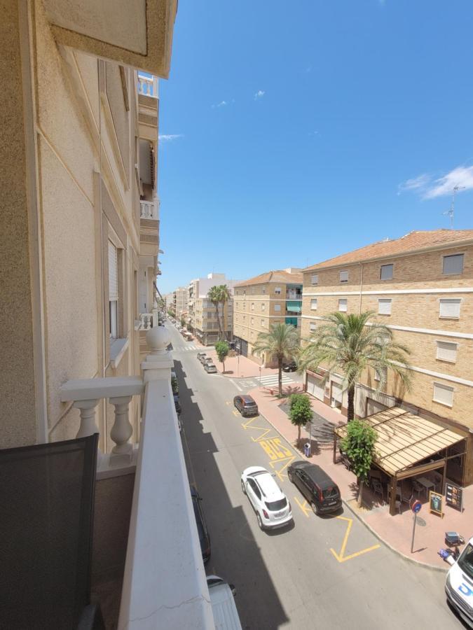 Apartament Dudek Torrevieja Zewnętrze zdjęcie